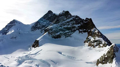 這些高端水難道抗老，憑什么賣的這么好？